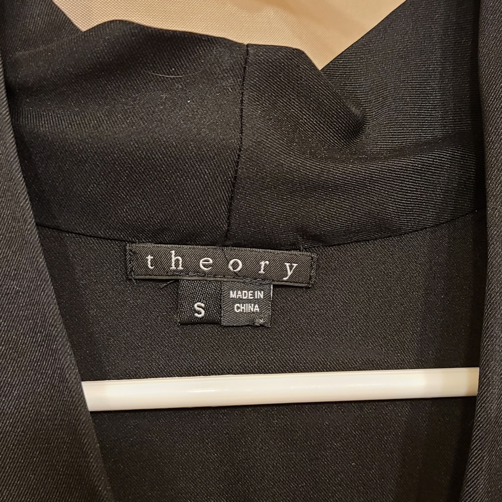 Blouse - Picture 2 of 4